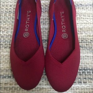Scooter Red Rothy’s Flats 8.5